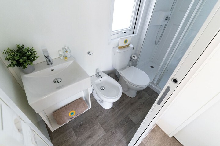 Room 61 of 97