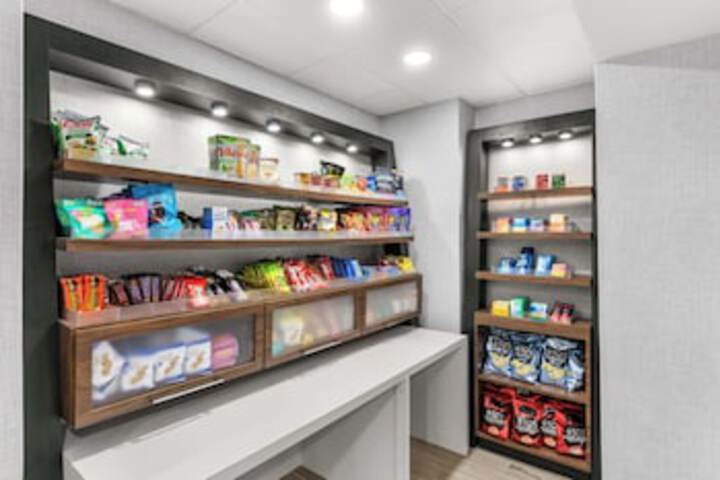 Snack bar