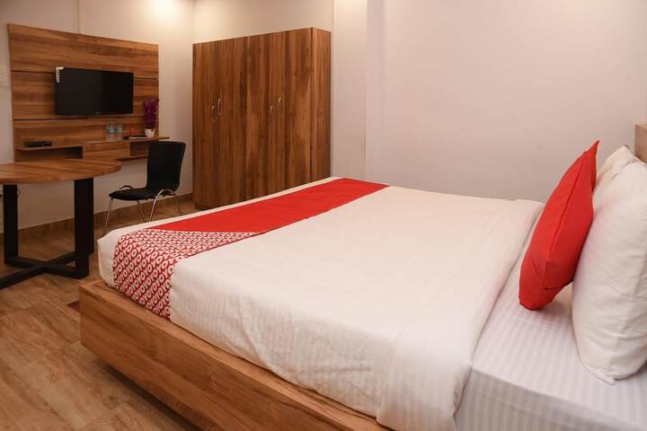 Room 3 of 6