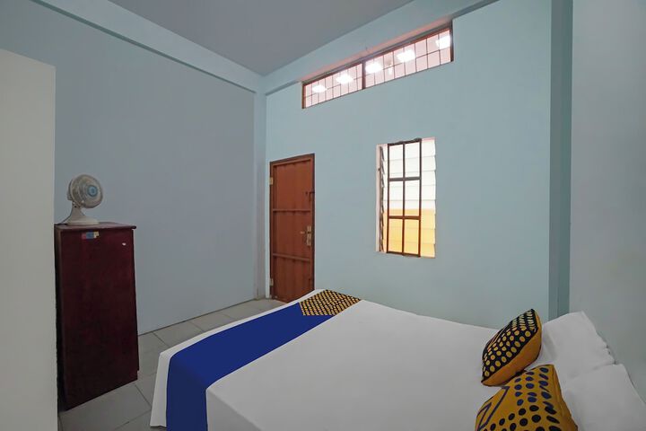 Room 8 of 22