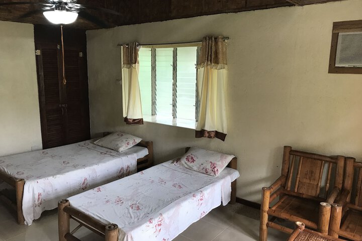 Room 6 of 53