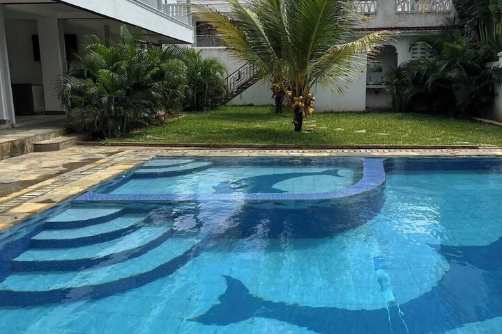 Pool 17 of 34