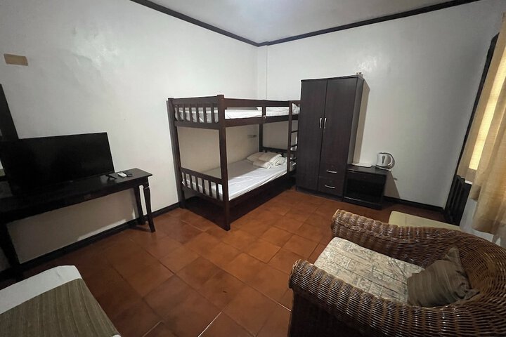 Room 21 of 68