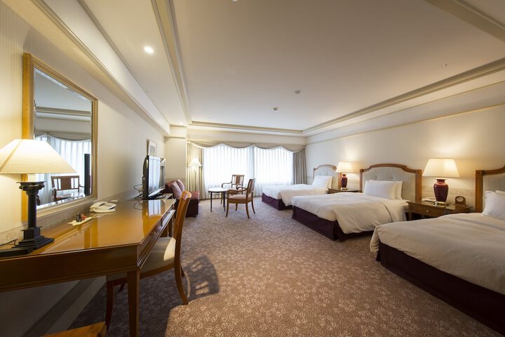 Room 14 of 159