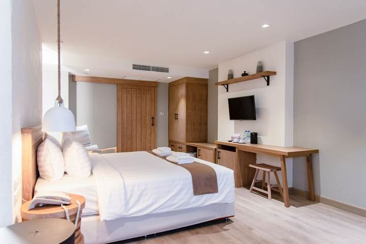 Room 35 of 105