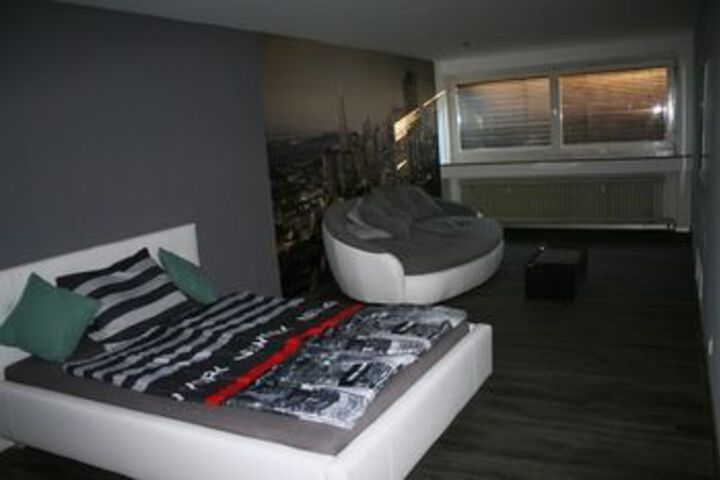 Room 8 of 46