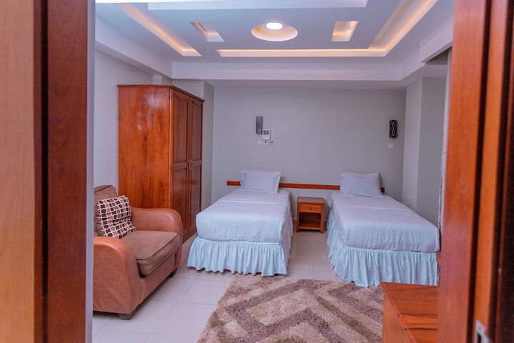 Room 12 of 51