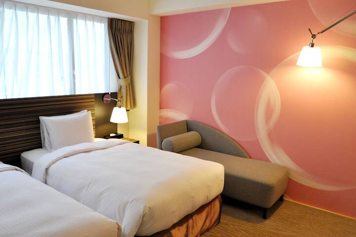 Room 9 of 59