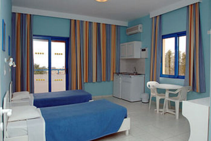 Room 7 of 7