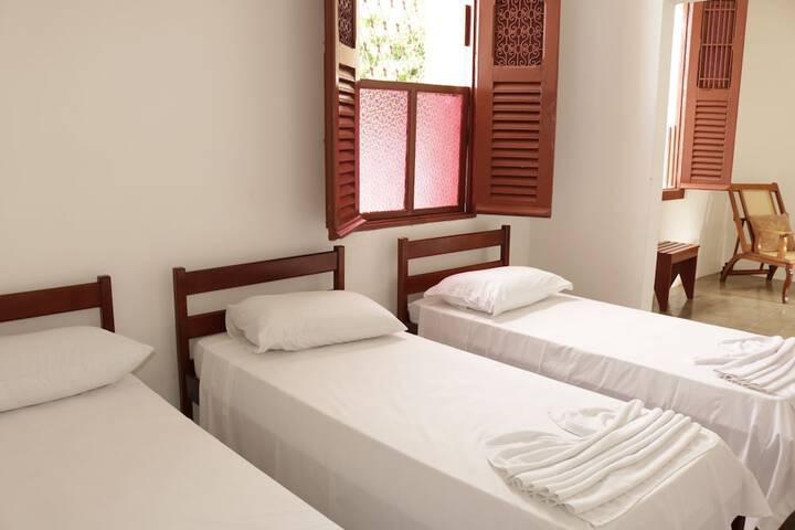 Room 18 of 157