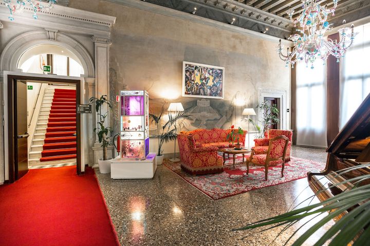 Lobby Photos