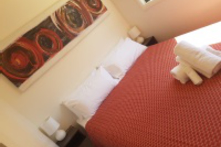 Room 378 of 876