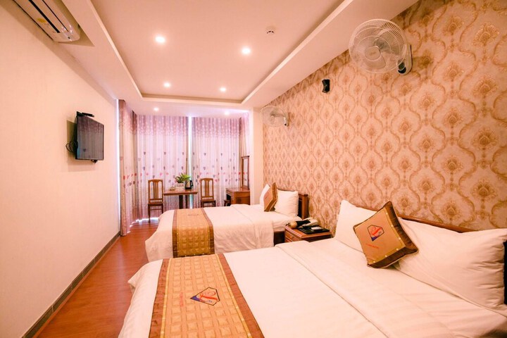 Room 9 of 41