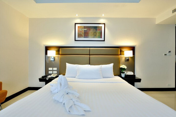 Room 12 of 39