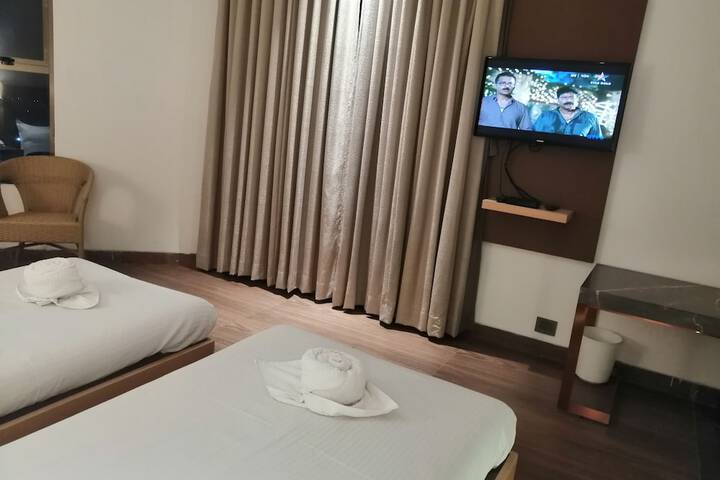 Room 38 of 181