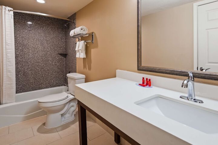 Room 20 of 24