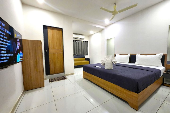 Room 7 of 40