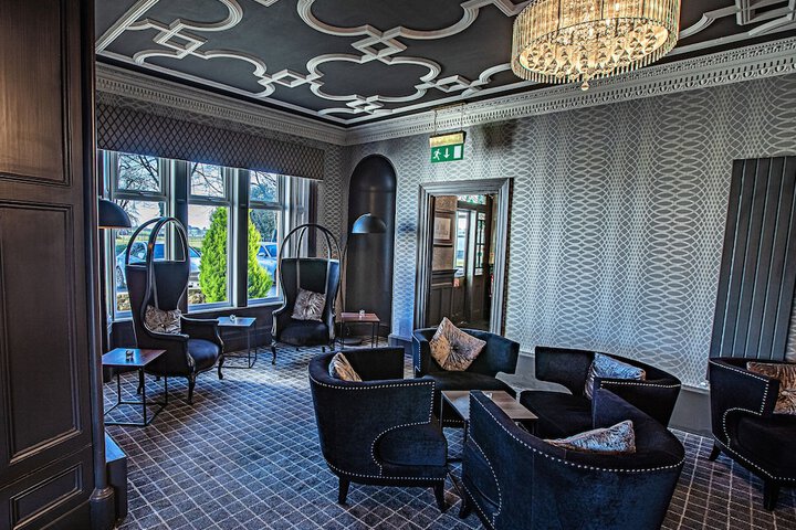 Hotel Interior 4 of 86