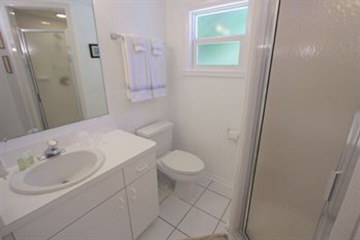 Room 16 of 104