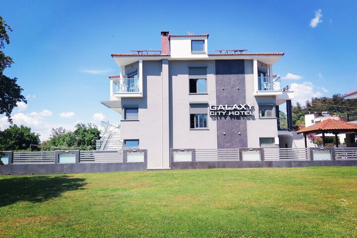 Galaxy City Hotel in Thasos