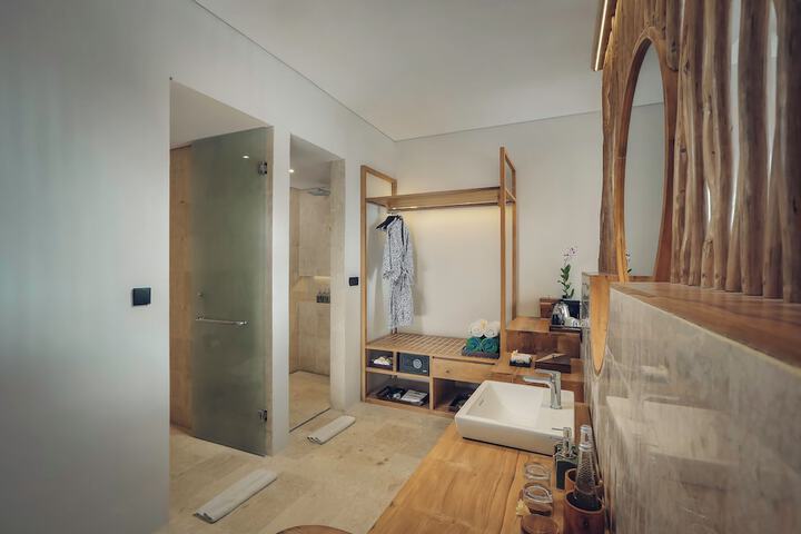 Room 62 of 113