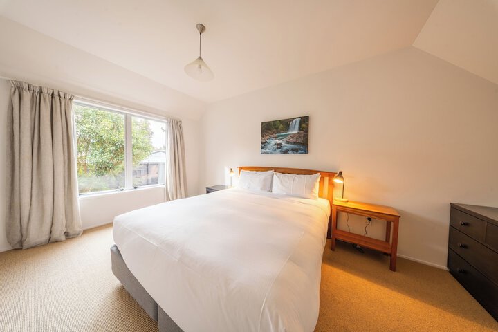 Room 12 of 60