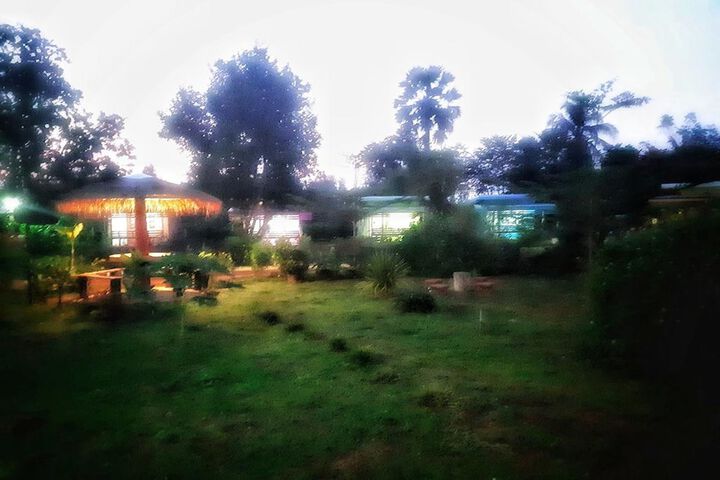 Property Grounds 8 of 11