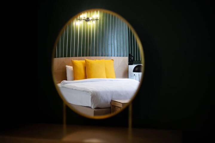 Room 8 of 53