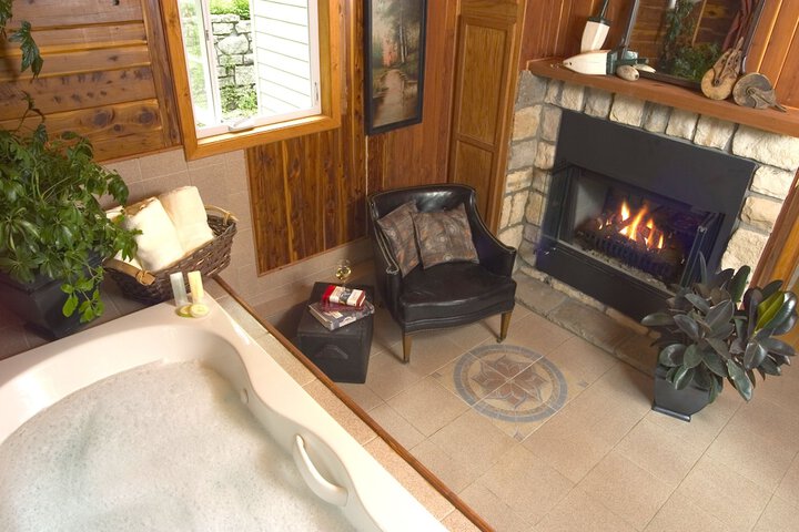 Hot Tub 33 of 39