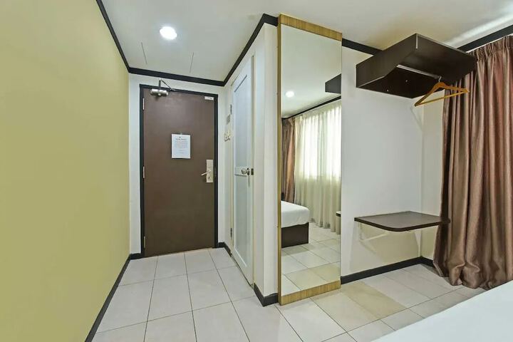 Hotel 34 of 34