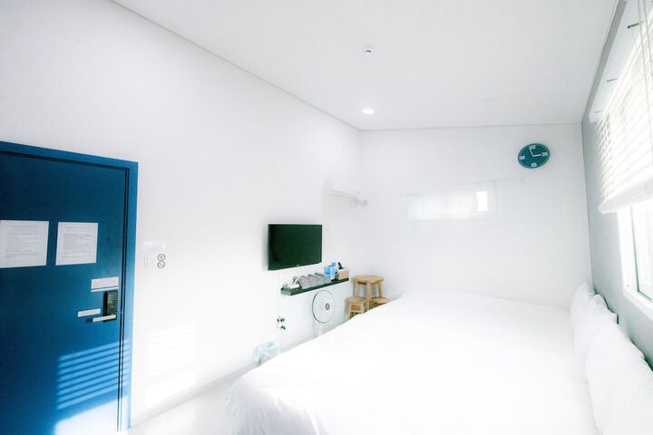 Room 25 of 55