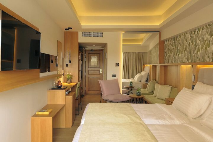 Room 9 of 159