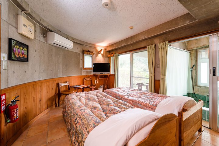 Room 18 of 57