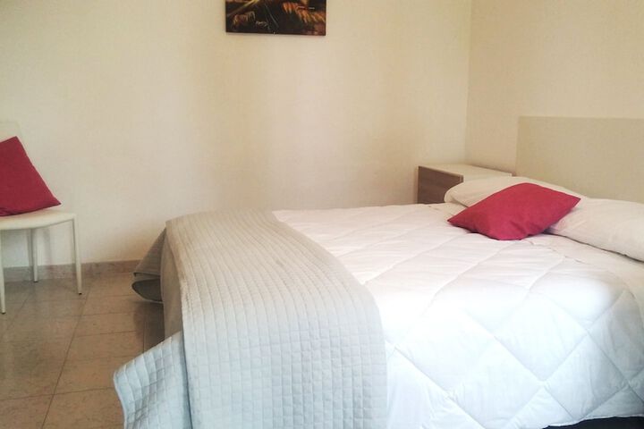 Room 7 of 15