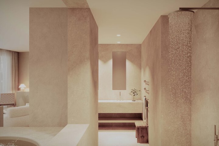Room 35 of 62