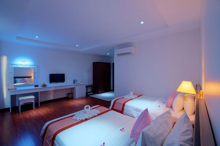 Room 26 of 91
