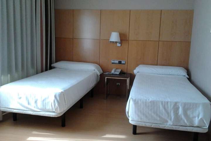 Room 14 of 31