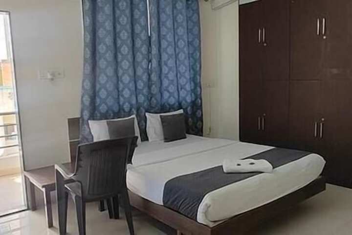 Fabhotel Pristine