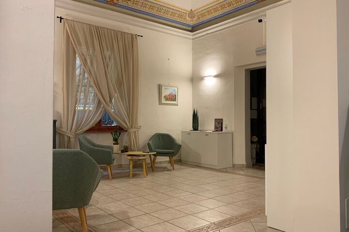 Room 27 of 58