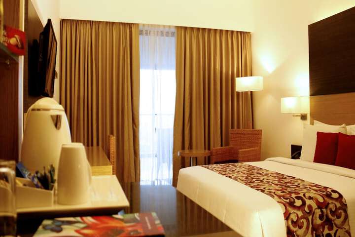 Room 12 of 62