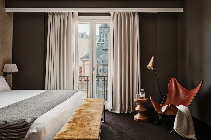 Room 20 of 98