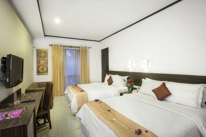 Room 12 of 60