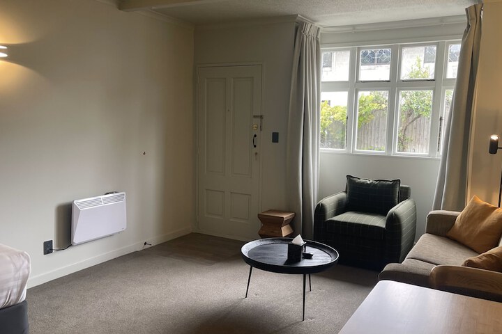 Room 50 of 81