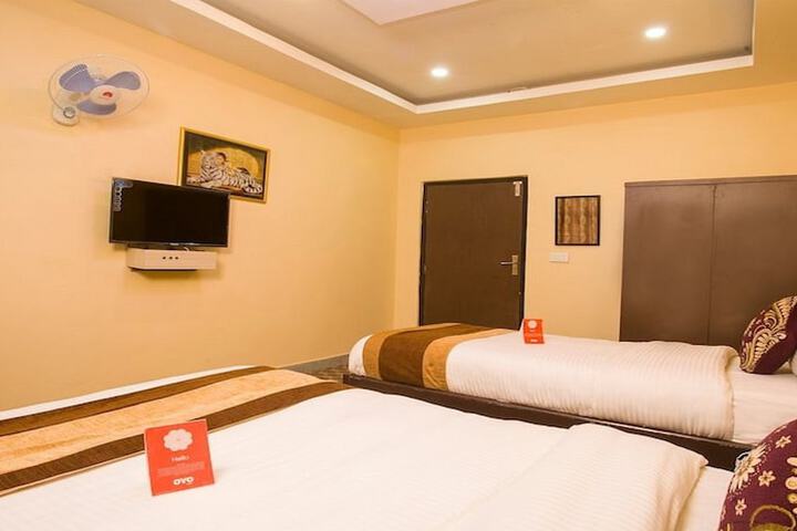 Room 4 of 11