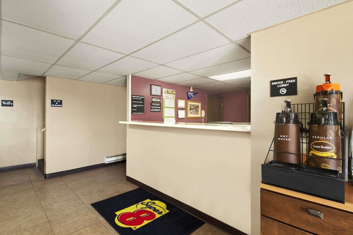 Hotel Interior 4 of 29