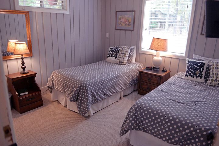 Room 178 of 400