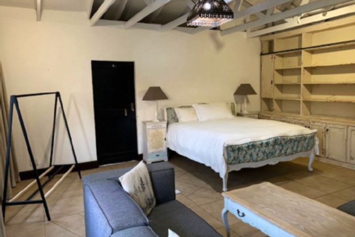 Room 95 of 216