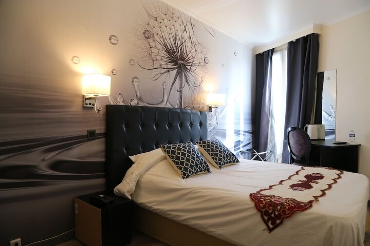 Room 19 of 33