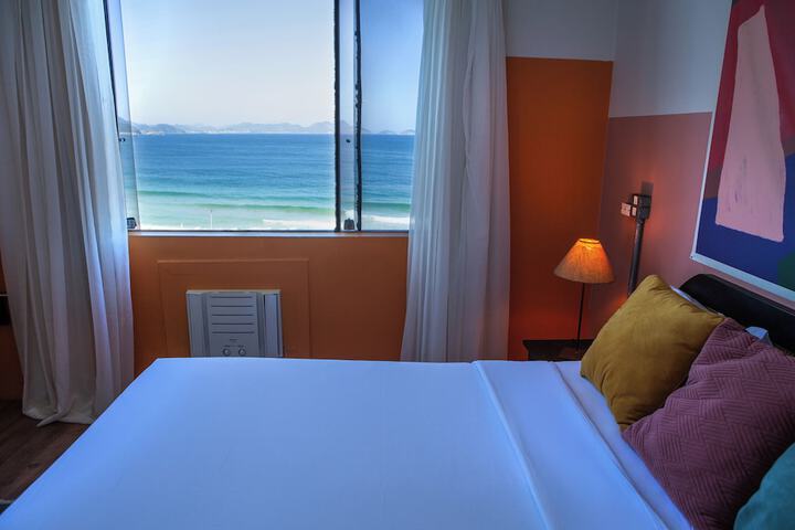 Room 18 of 52