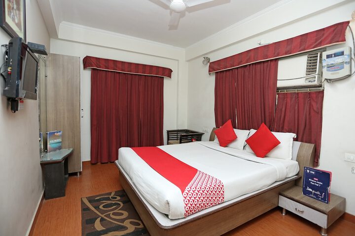 Room 12 of 22